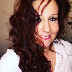 Meet your Posher, Shawana